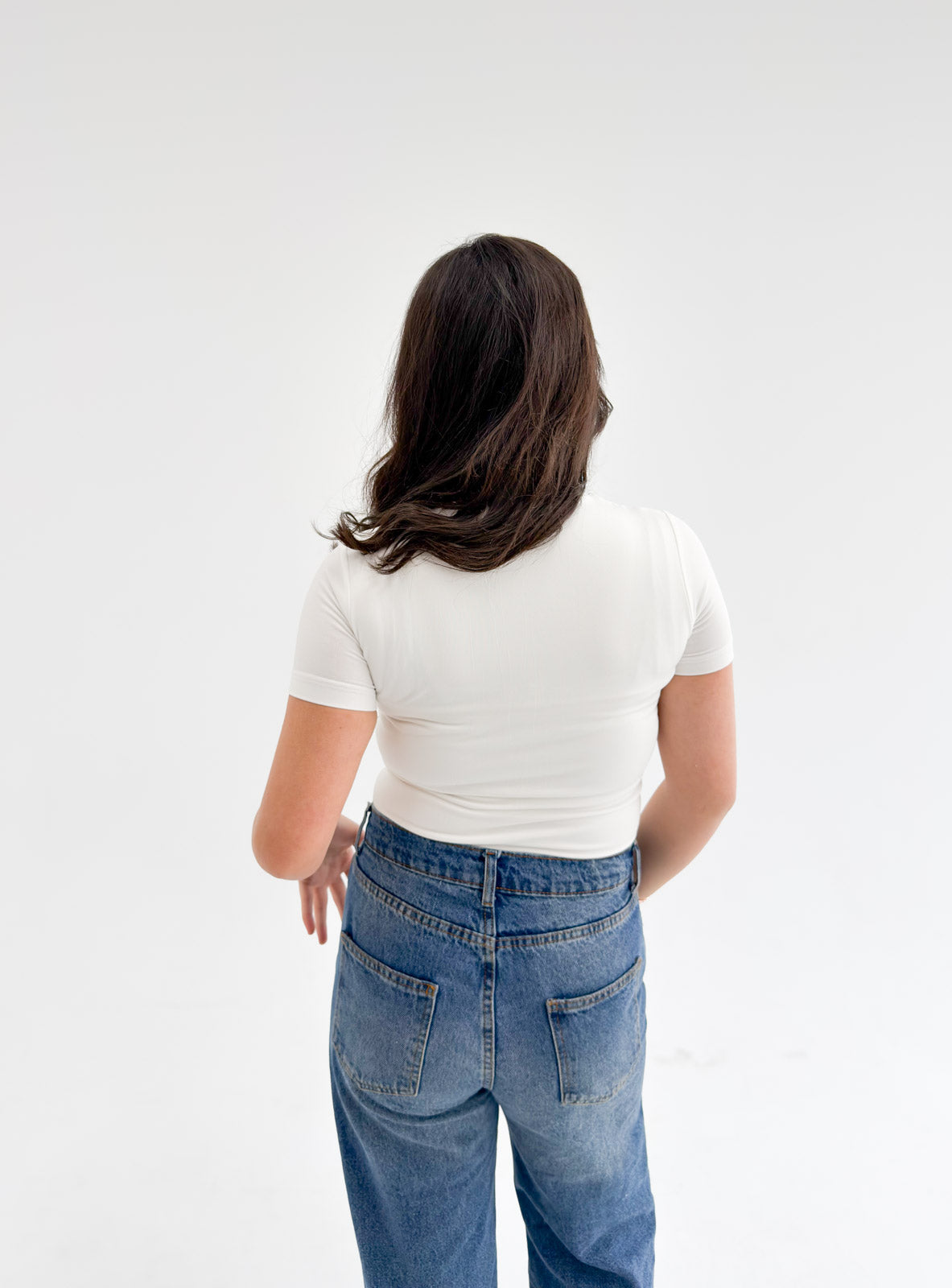 Round Neck Short Sleeve Basic Top